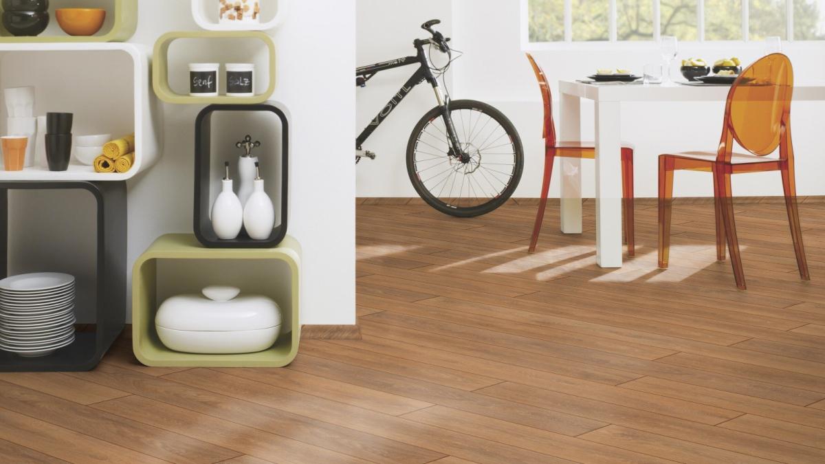 Ламинат Kronospan Super Natural Classic 33кл. арт.8573 Дуб Харлех 