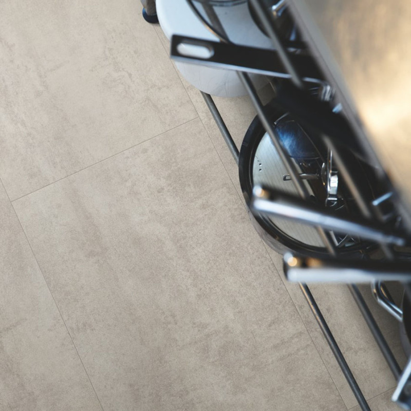 LVT-плитка Pergo Tile Optimum Glue Травертин светло-серый V3218-40047